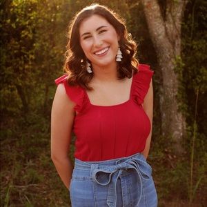 Meet your Posher, Ava